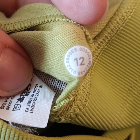 Lululemon Energy High-Neck Longline Ribbed sports bra- Wasabi - Picture 4 of 4